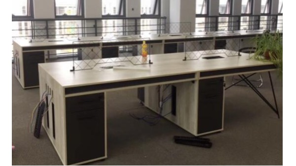 科技創新企業辦公家具